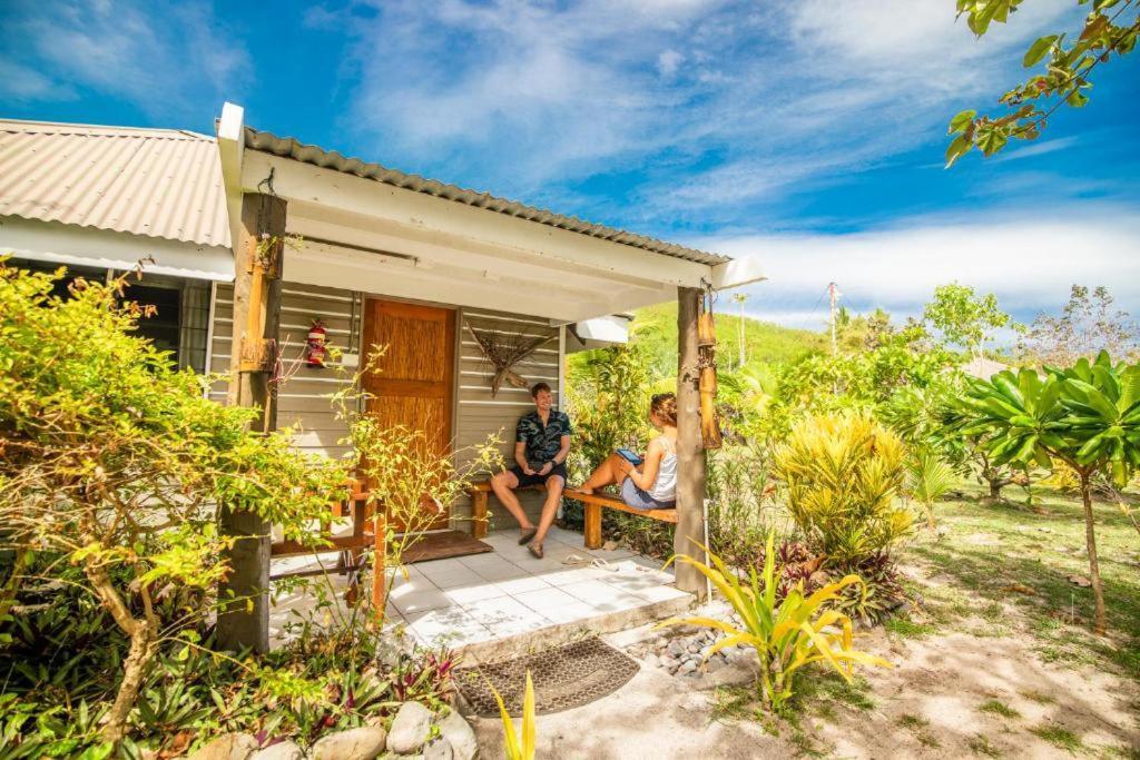Barefoot Kuata Island Resort Exterior photo