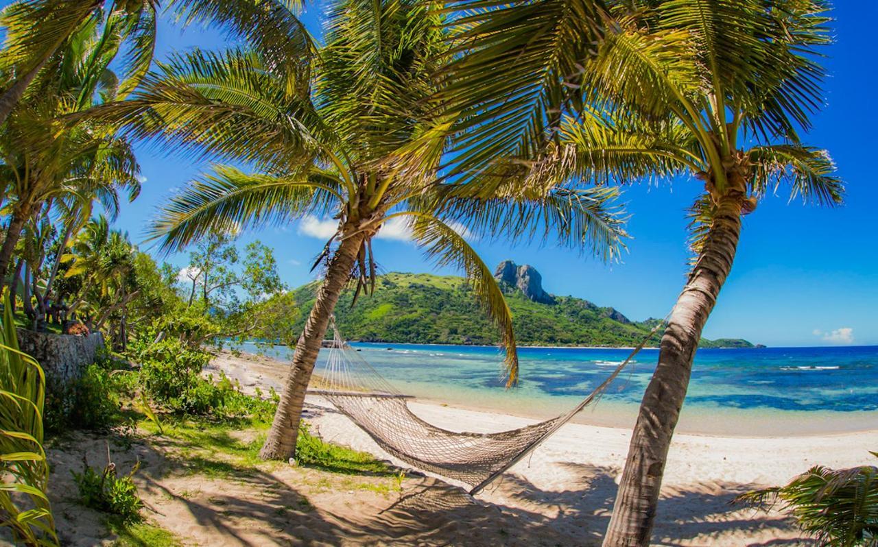 Barefoot Kuata Island Resort Exterior photo