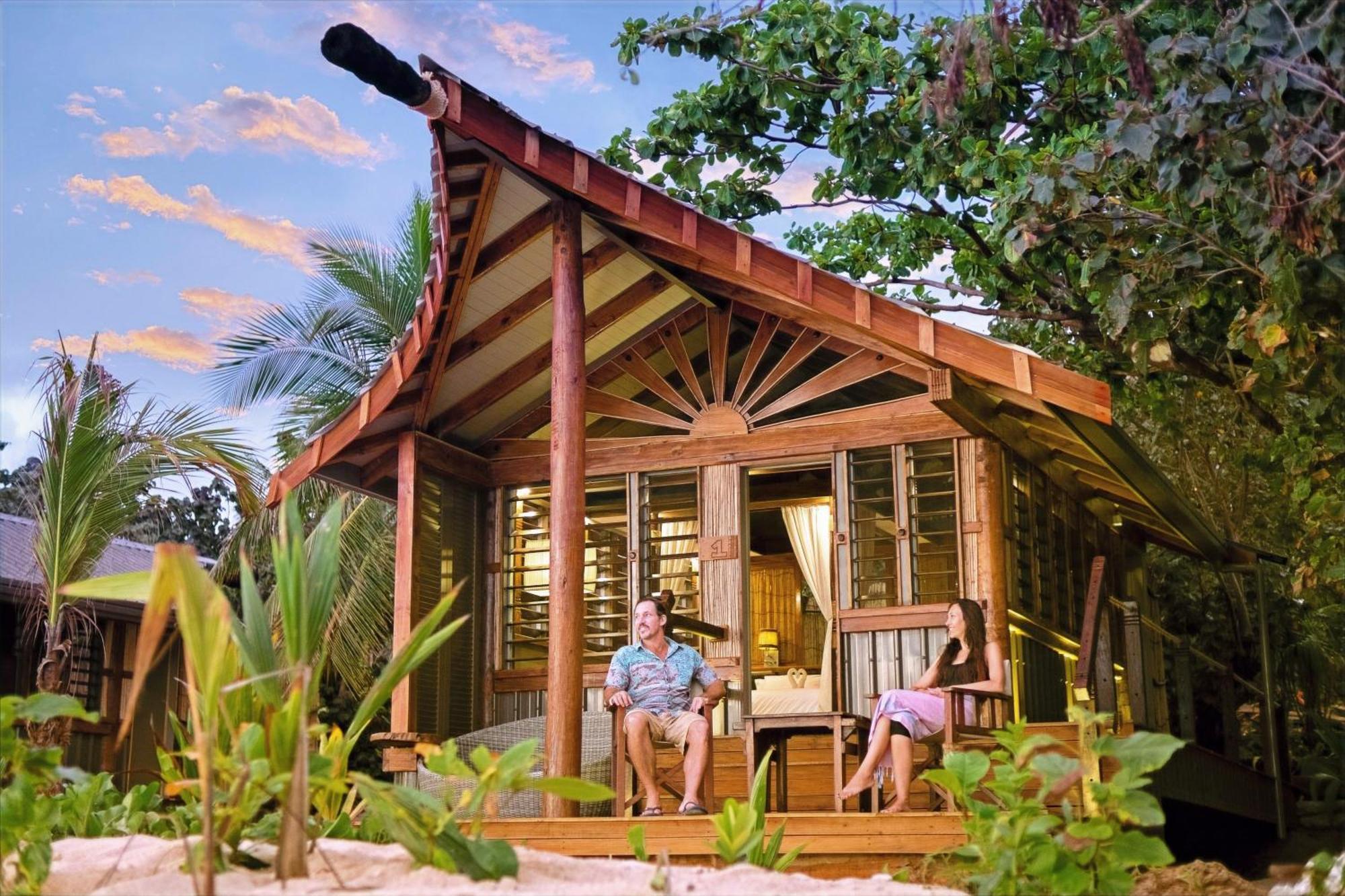 Barefoot Kuata Island Resort Exterior photo